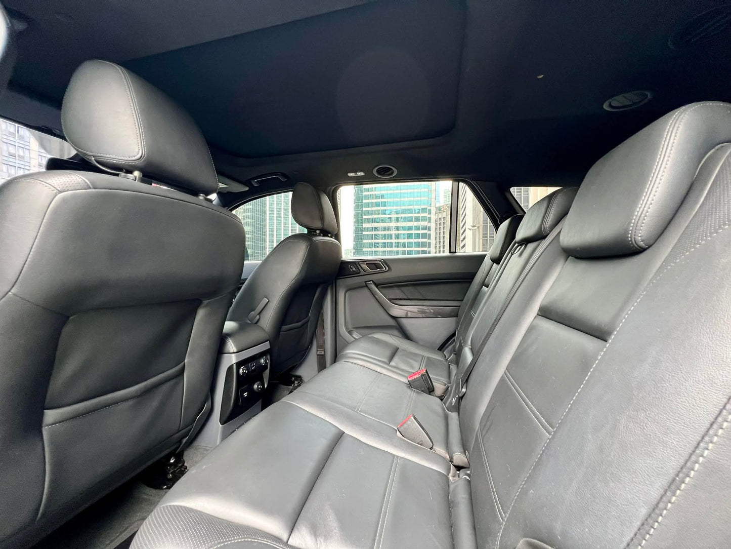 2017 Ford Everest 3.2 Titanium 4x4, 
Automatic, Diesel