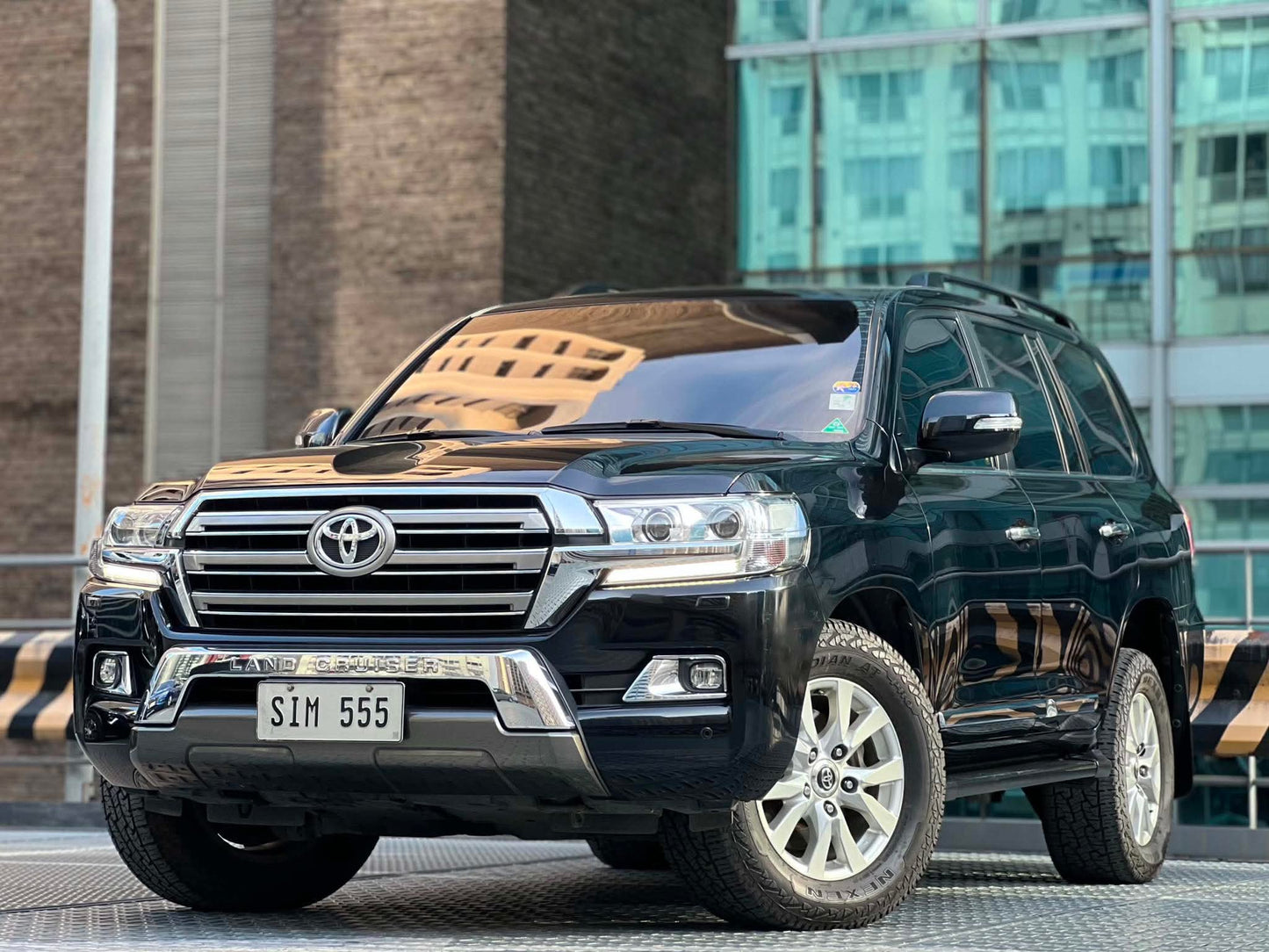 2017 Toyota Land Cruiser LC200 VX Premium 4x4 V8,  Diesel Automatic