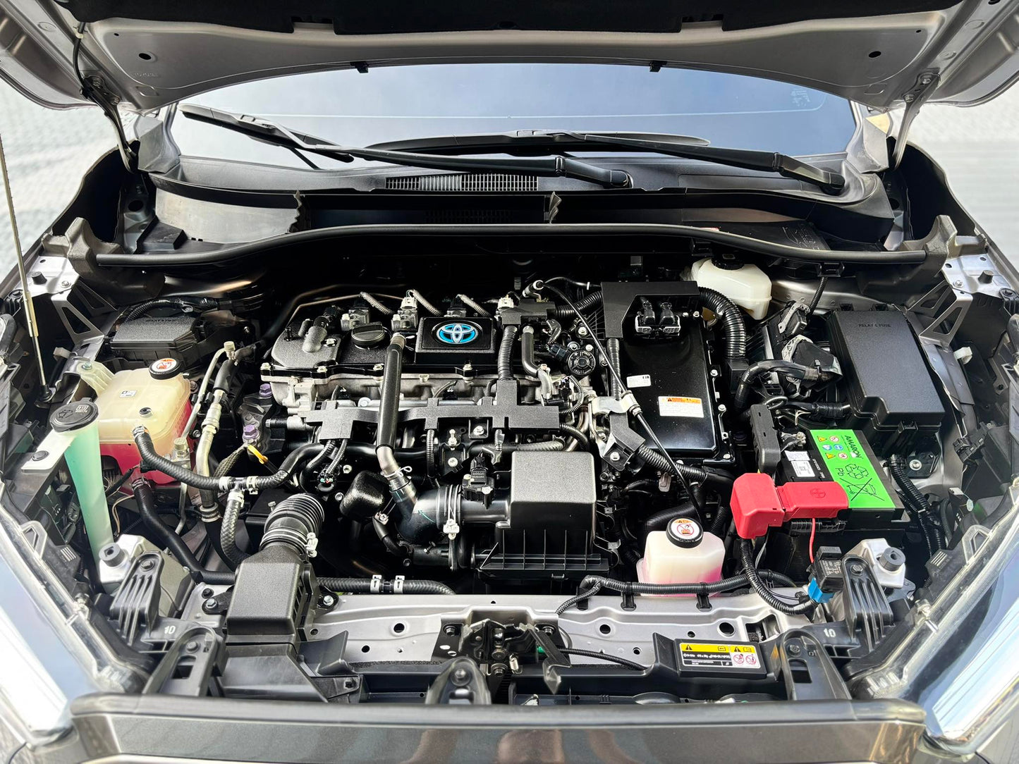 2021 Toyota Corolla Cross 1.8 V Hybrid,
Automatic, Gas