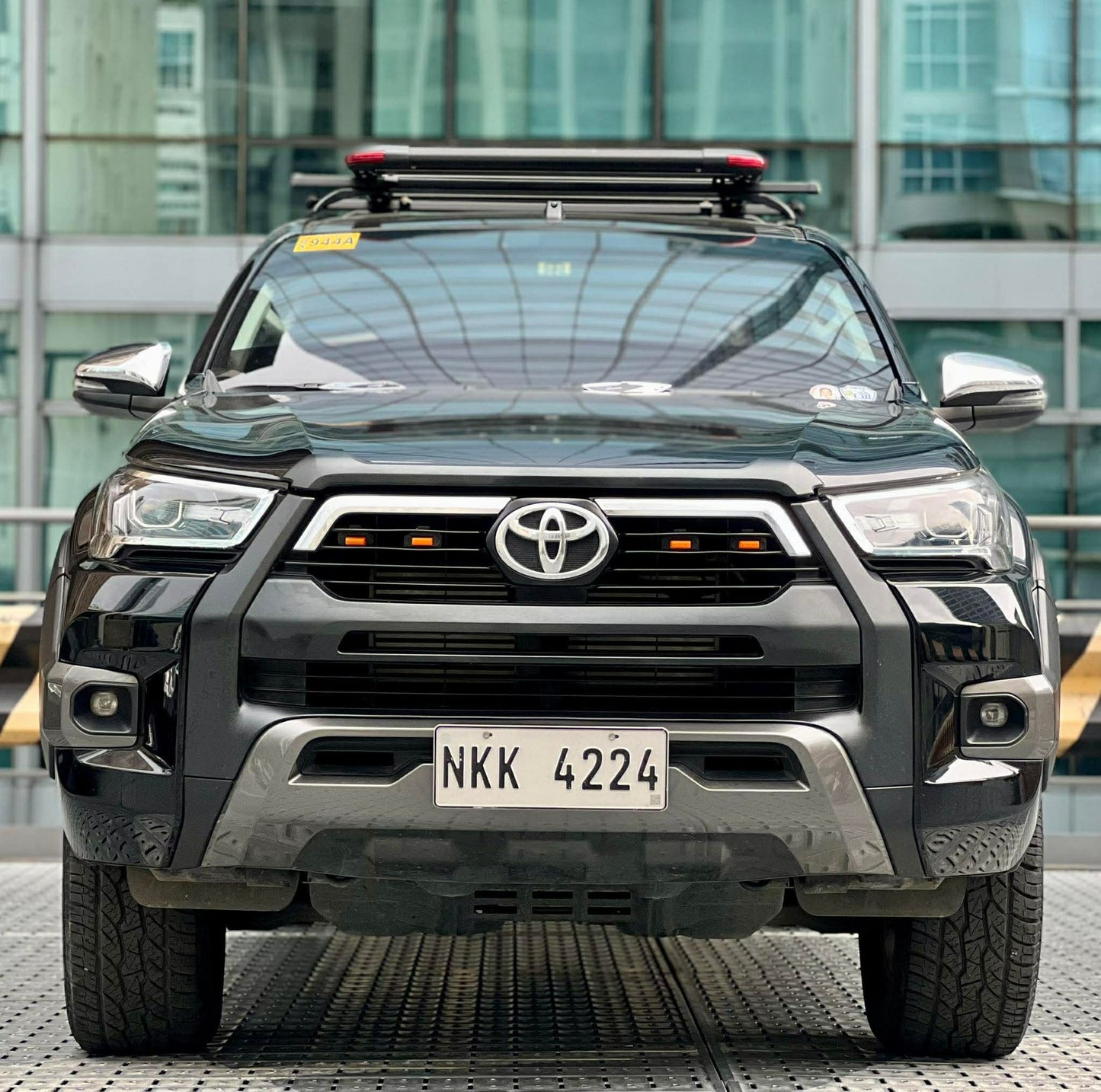 2025 Toyota Hilux 4x2 G, Manual, Diesel