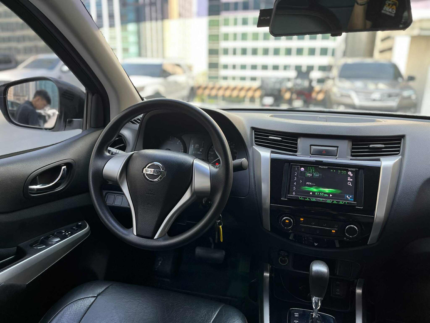 2017 Nissan Navara 2.5 EL 4x2, Automatic, Diesel