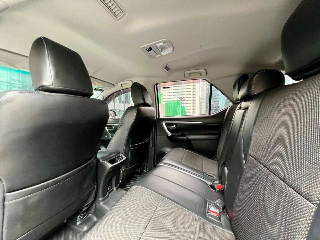 2022 Toyota Fortuner 2.4 V, Automatic, Diesel