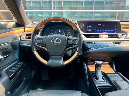 2020 Lexus ES350 3.5 V6, Automatic, Gas