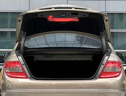 2009 Mercedes Benz C200 Kompressor, Automatic, Gas
