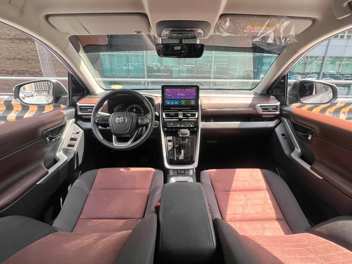 2023 Toyota Innova Zenix 2.0 V, Automatic, Gas