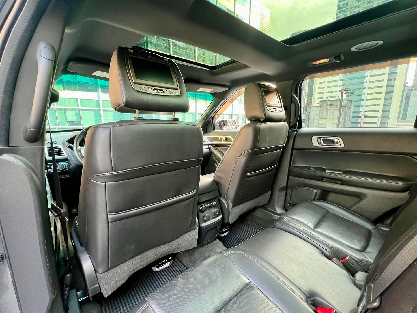 2014 Ford Explorer AWD 3.5, Automatic, Gas