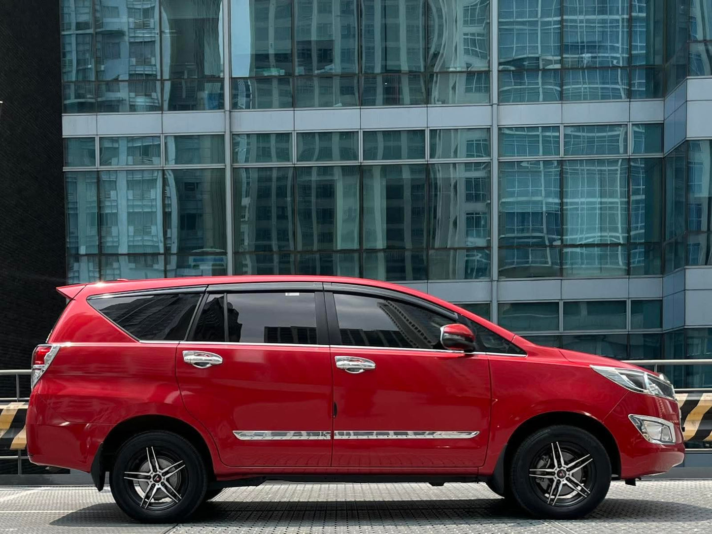 2020 Toyota Innova 2.8 E, Automatic, Diesel