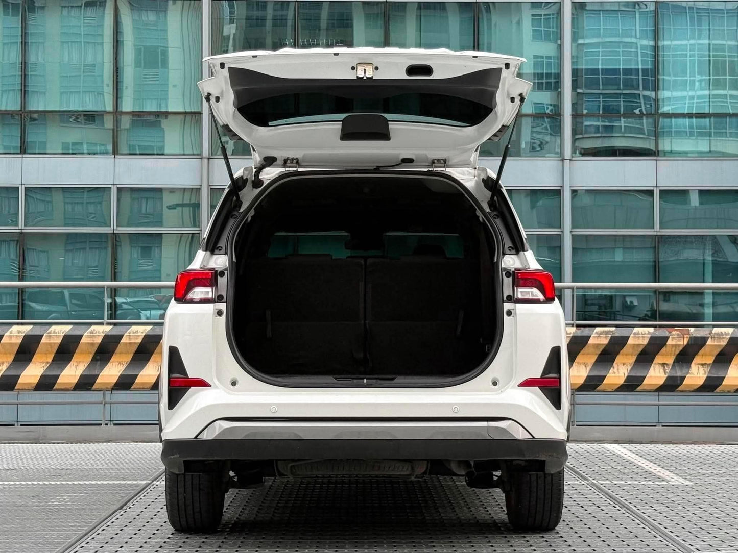 2022 Toyota Veloz 1.5 V CVT, Automatic, Gas