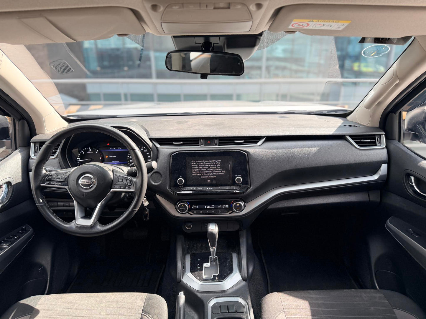 2025 Nissan Navara 2.5 VE Calibre, Automatic, Diesel