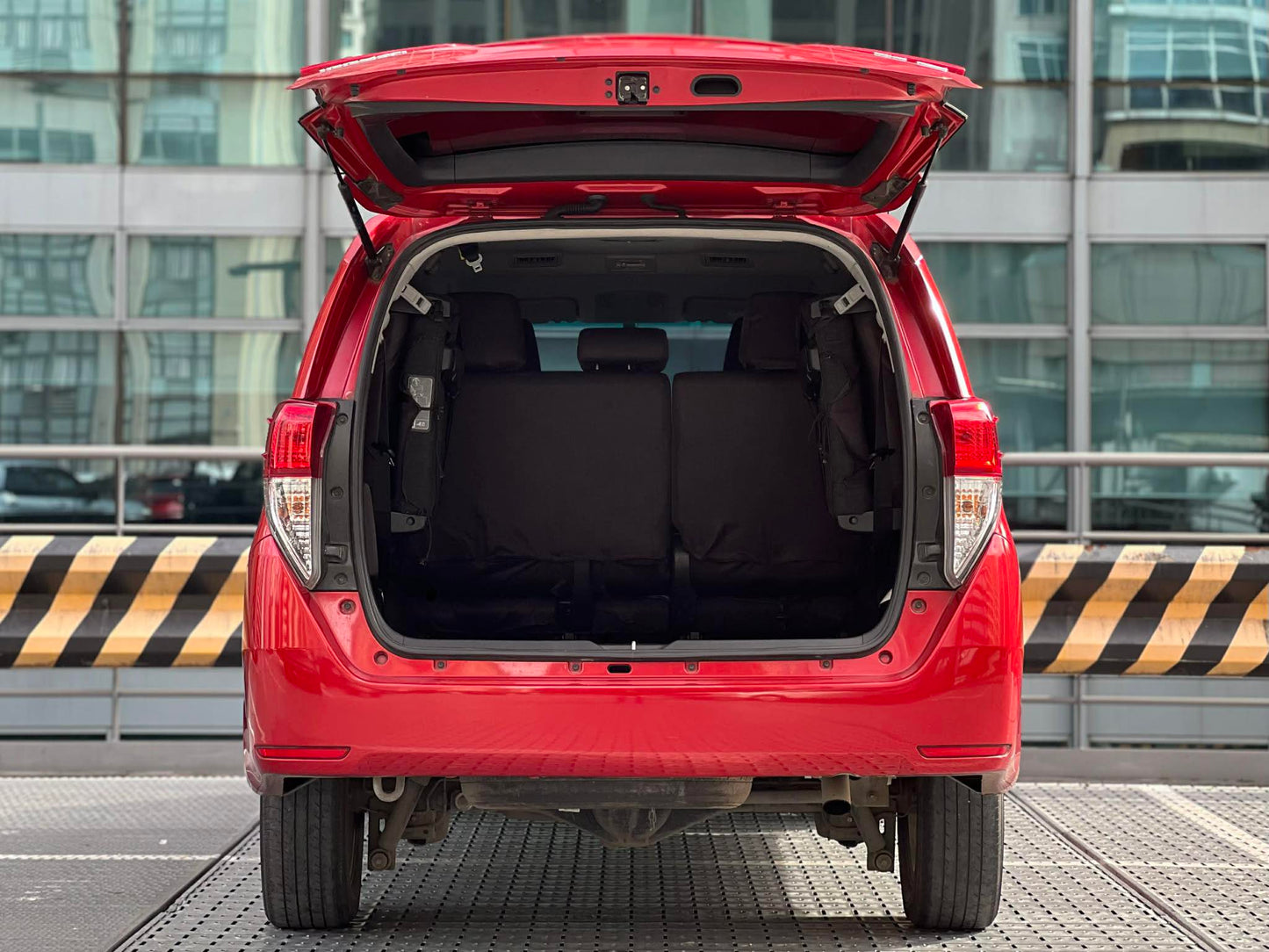 2024 Toyota Innova 2.8 E, Automatic, Diesel