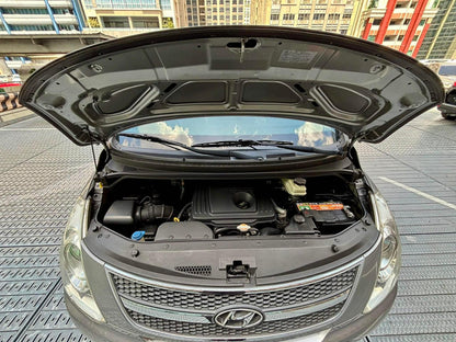 2011 Hyundai Grand Starex CVX 2.5, Automatic, Diesel