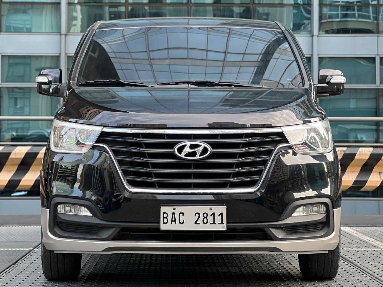 2020 Hyundai Starex Gold 2.5, Automatic, Diesel