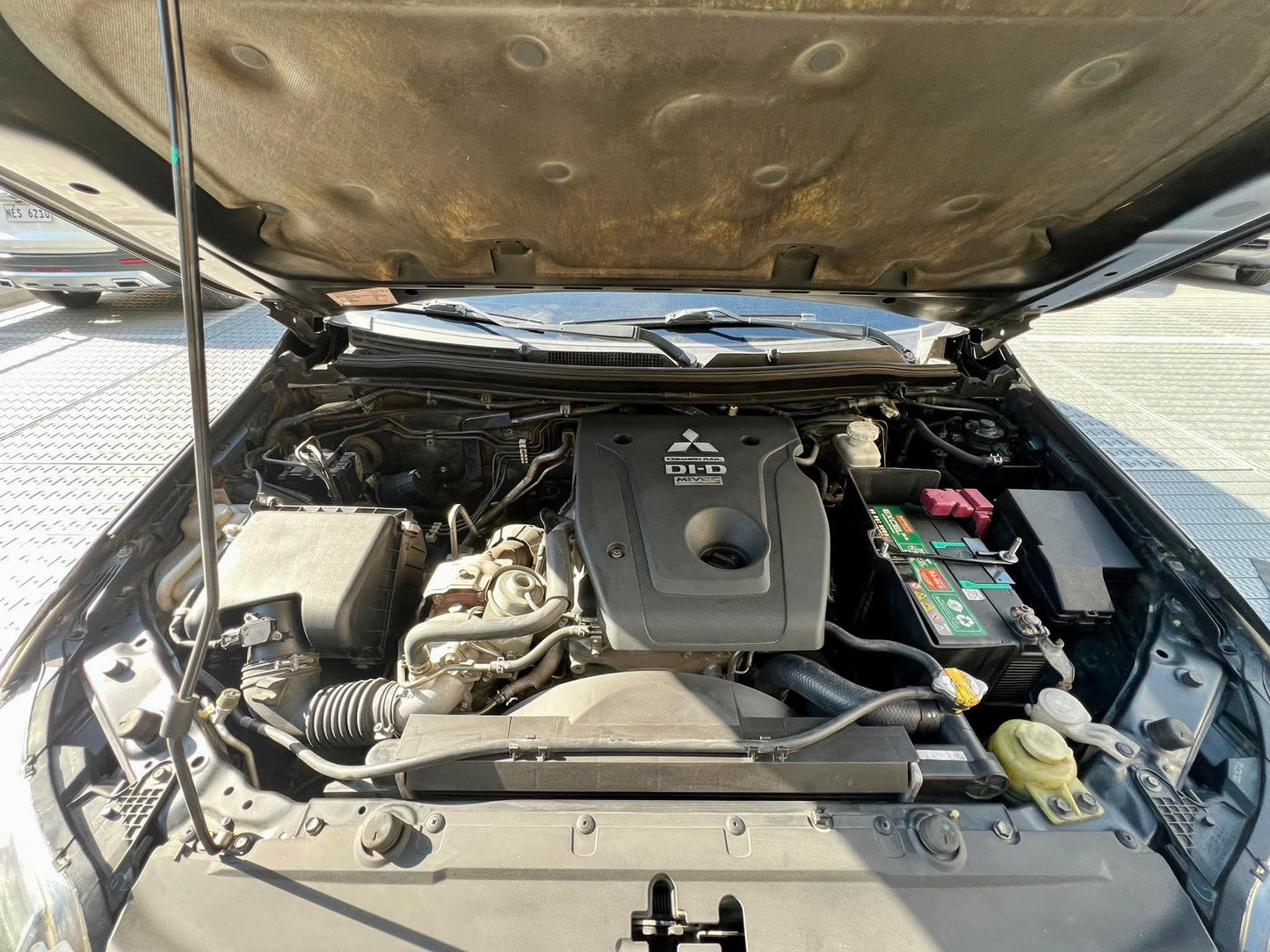 2017 Mitsubishi Montero GLS Sport 2.5, Automatic, Gas