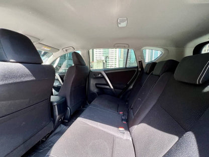 2016 Toyota Rav 4 4x2, Automatic, Gas
