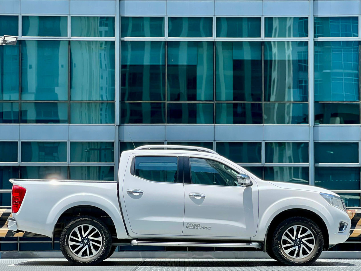 2019 Nissan Navara EL 4x2 2.5, Automatic, Diesel