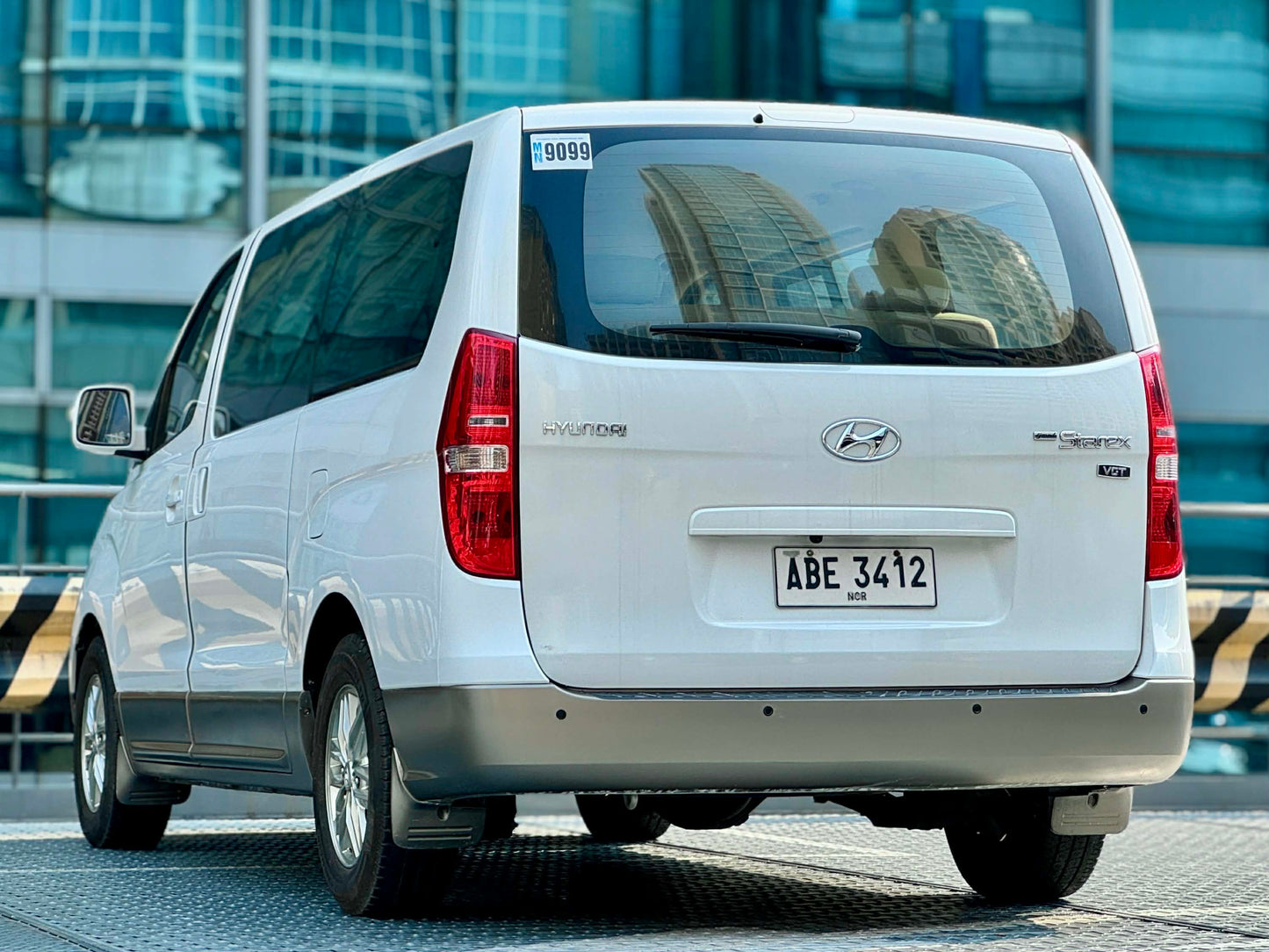 2015 Hyundai Grand Starex VGT 2.5, Automatic, Diesel