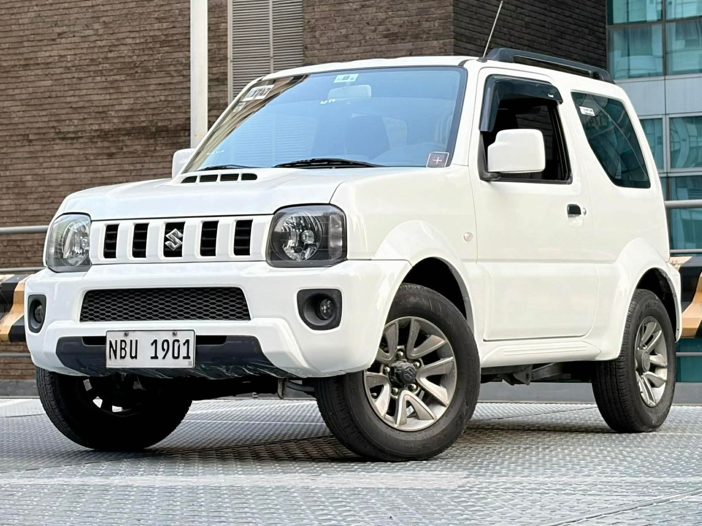 2017 Suzuki Jimny JLX 1.3 4x4, Automatic, Gas