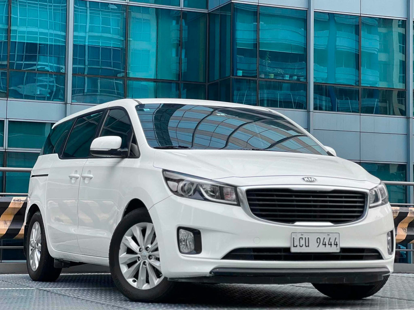 2016 Kia Carnival 2.2, Automatic, Diesel