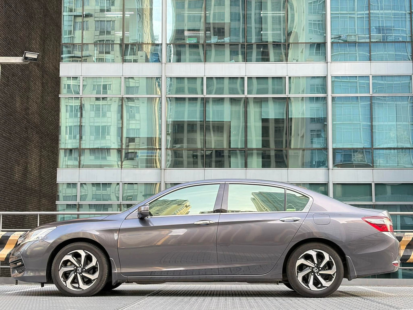 2017 Honda Accord 2.4, Automatic, Gas