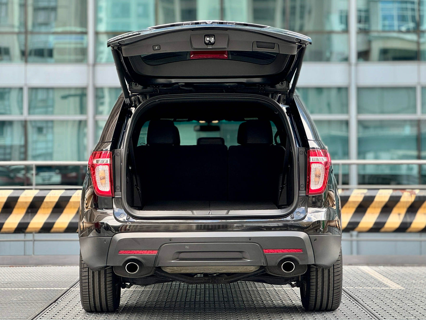 2015 Ford Explorer 4x2 Ecoboost 2.0, Automatic, Gas