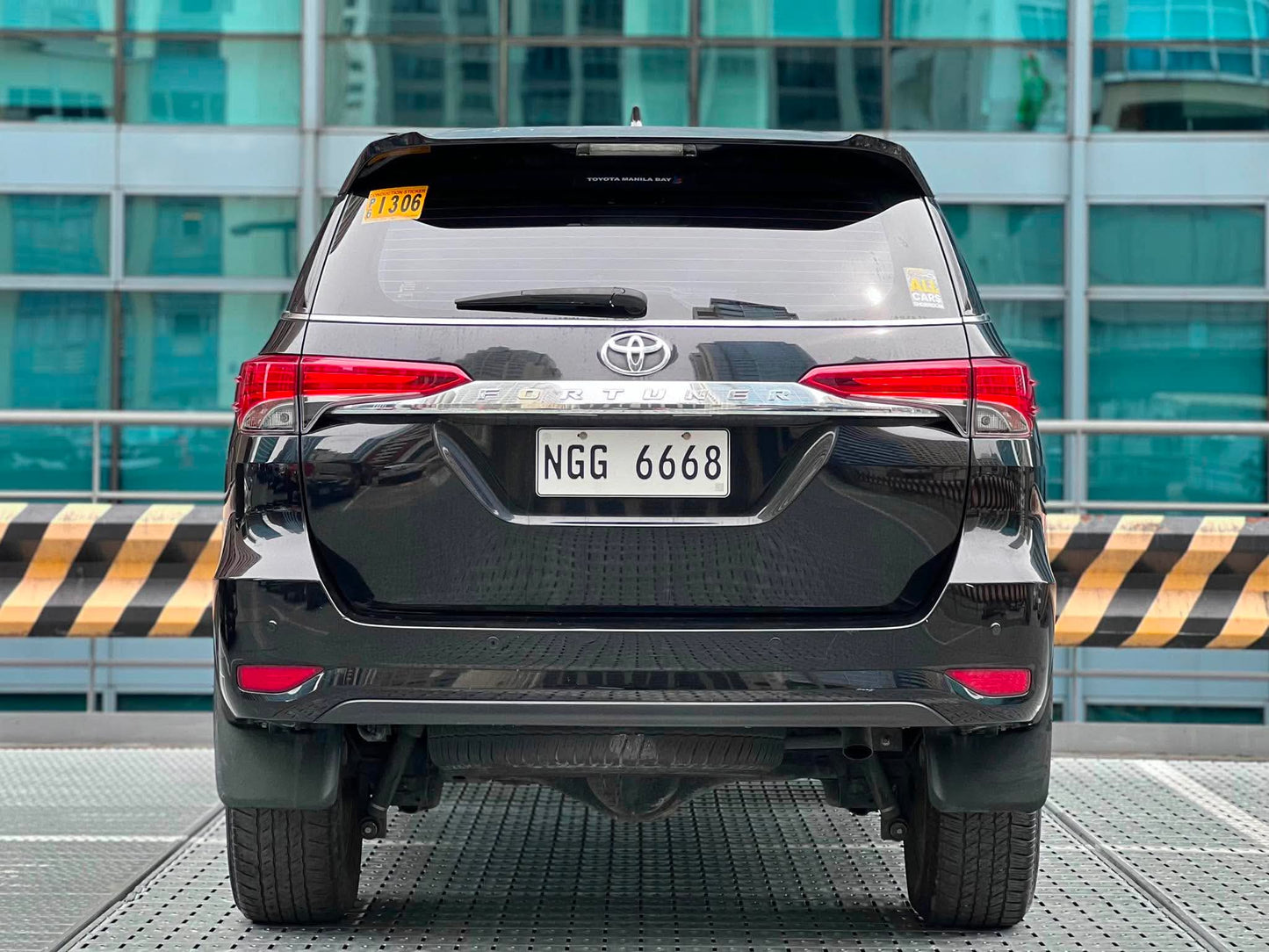 2020 Toyota Fortuner 2.4 V 4x2, Automatic, Diesel