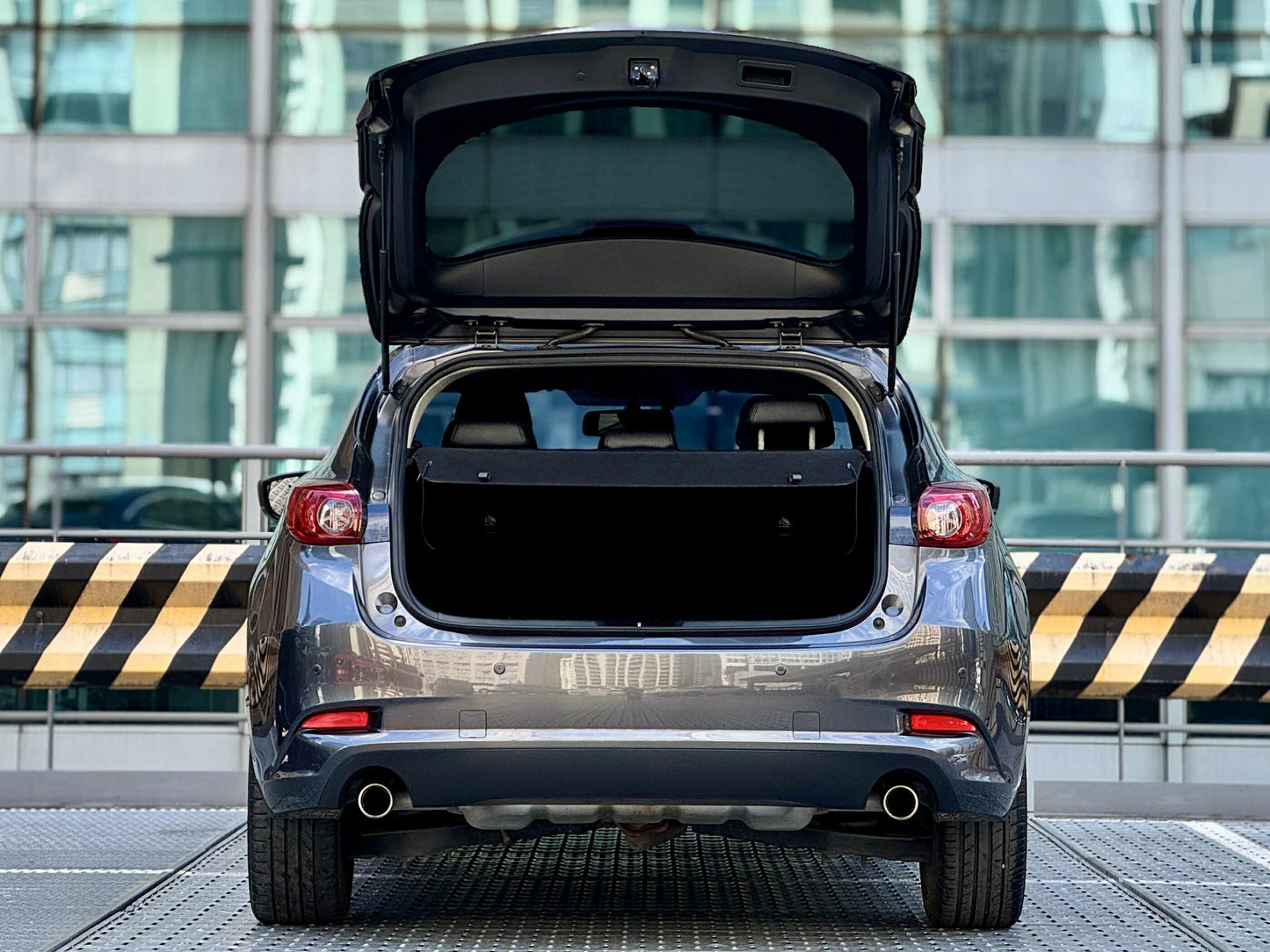 2018 Mazda 3 2.0 R, Automatic, Gas