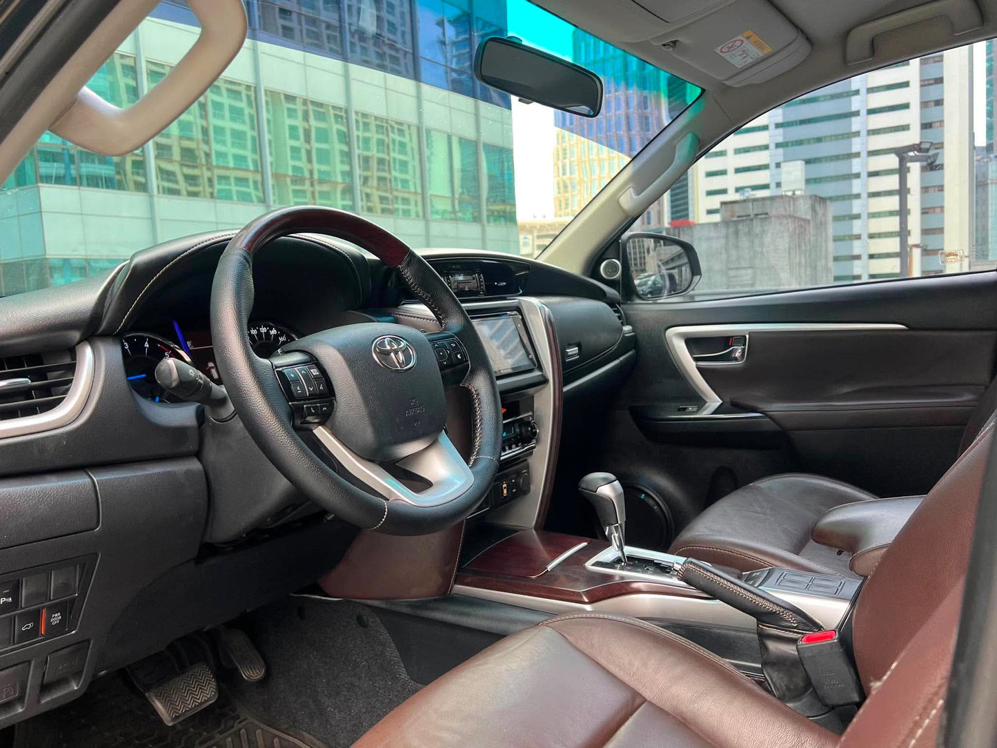 2020 Toyota Fortuner 2.4 V 4x2, Automatic, Diesel