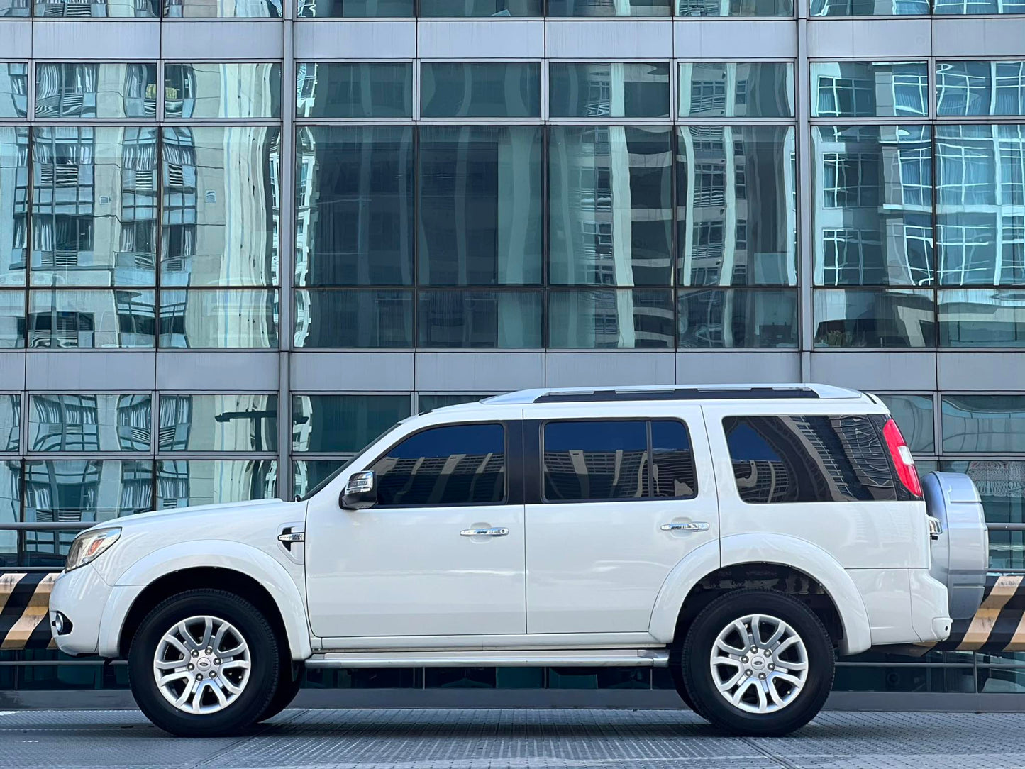 2014 Ford Everest 2.5L 4x2, Automatic, Diesel