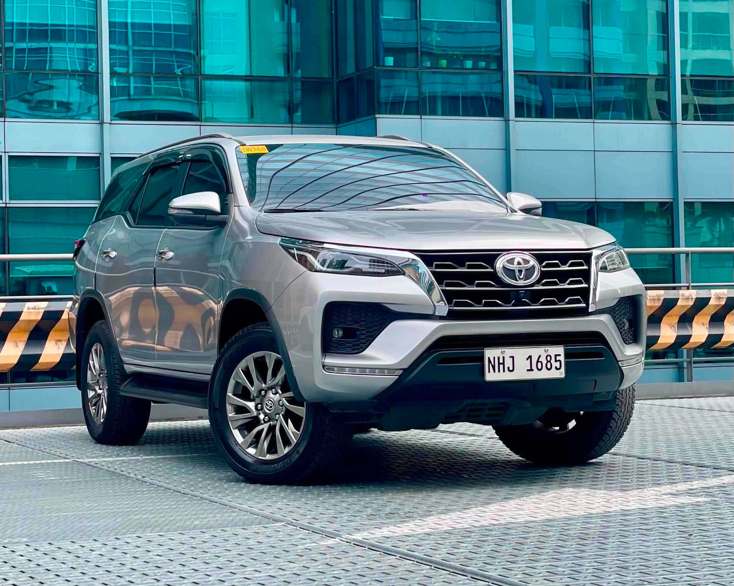 2023 Toyota Fortuner2.4 V 4x2, Automatic, Diesel
