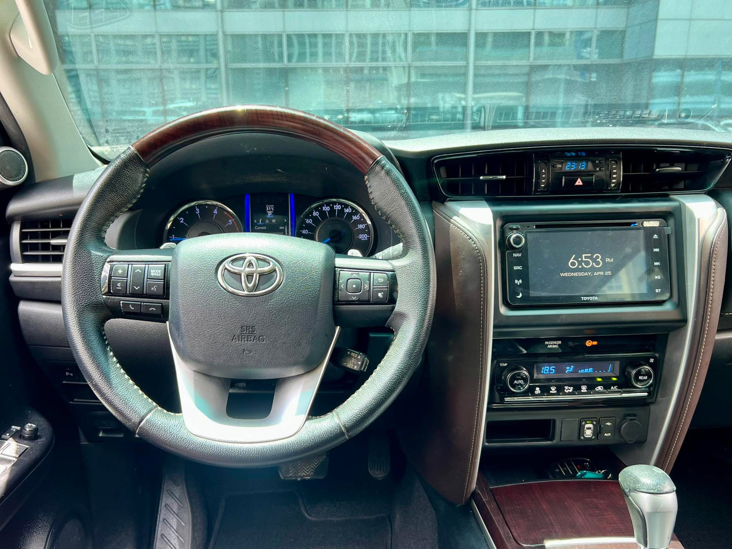 2018  Toyota Fortuner V 4x2 2.4, Automatic, Diesel