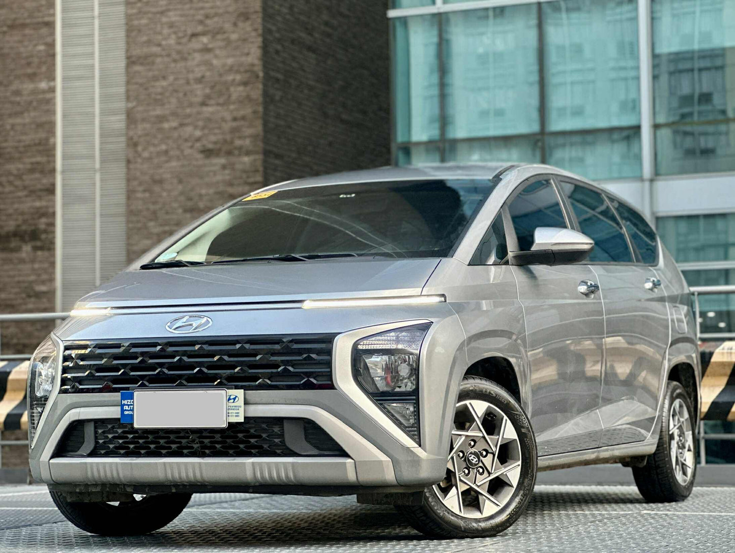 2025 Hyundai Stargazer 1.5 GLS, Automatic, Gas