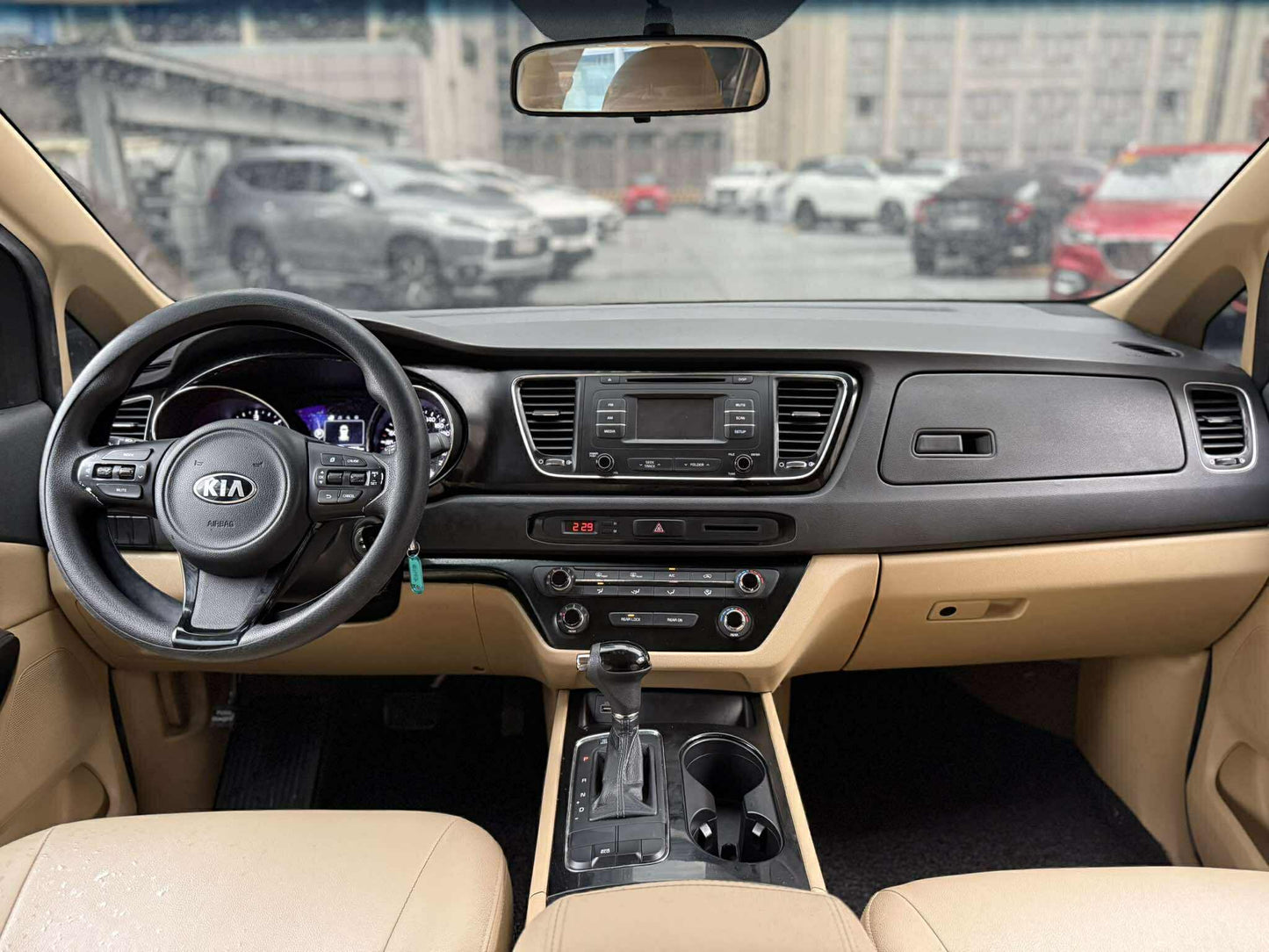 2016 Kia Grand Carnival EX 2.2, Automatic, Diesel
