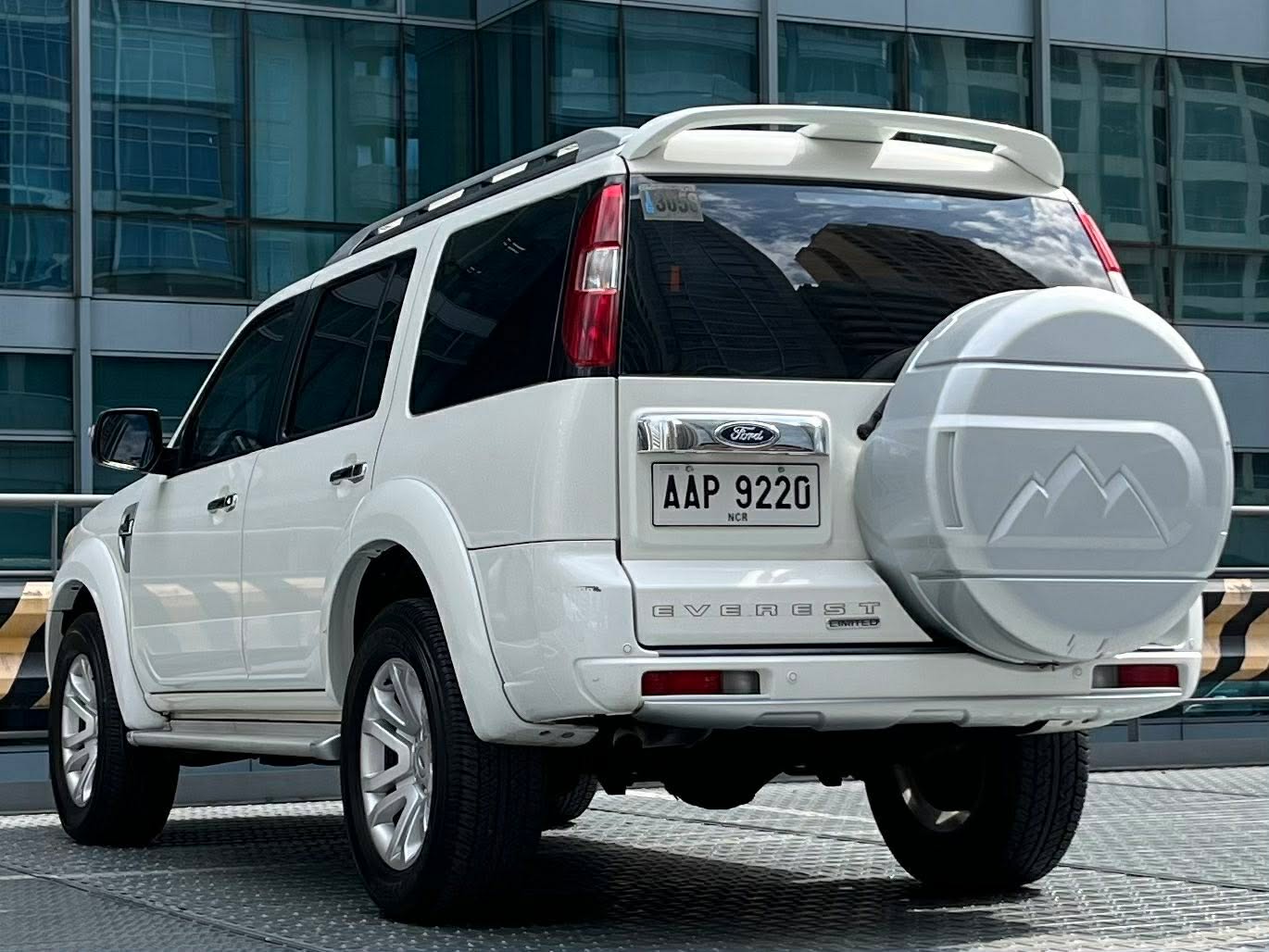 2014 Ford Everest 4x2 2.5, Automatic, Diesel