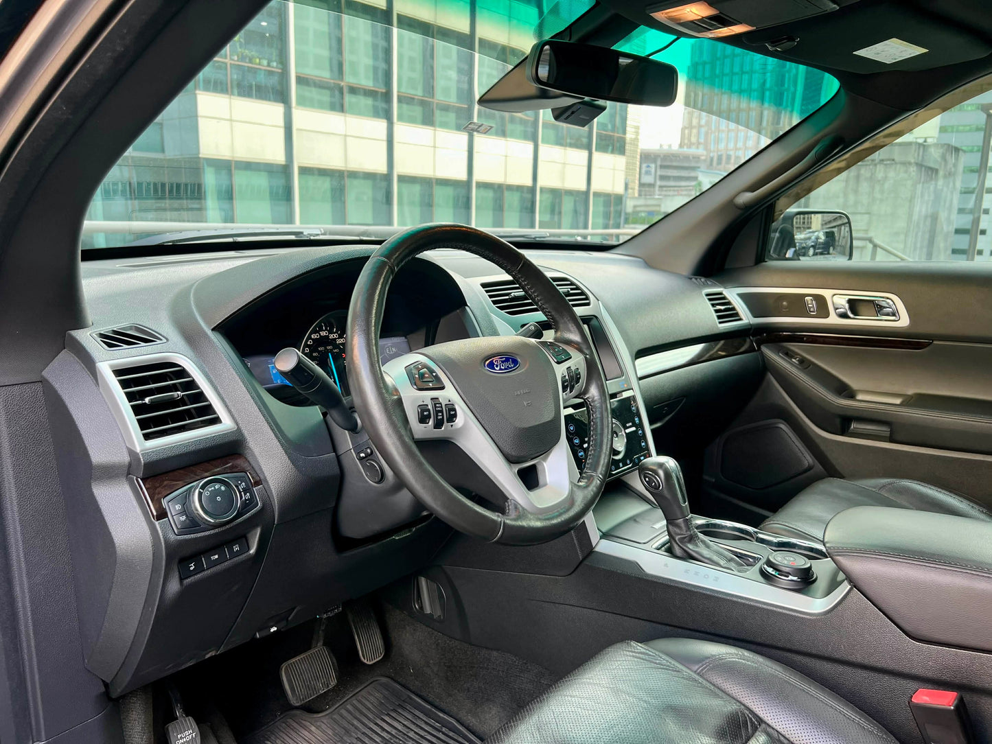 2014 Ford Explorer AWD 3.5, Automatic, Gas