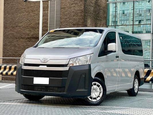 2022 Toyota Hiace Deluxe 2.8, Manual, Diesel