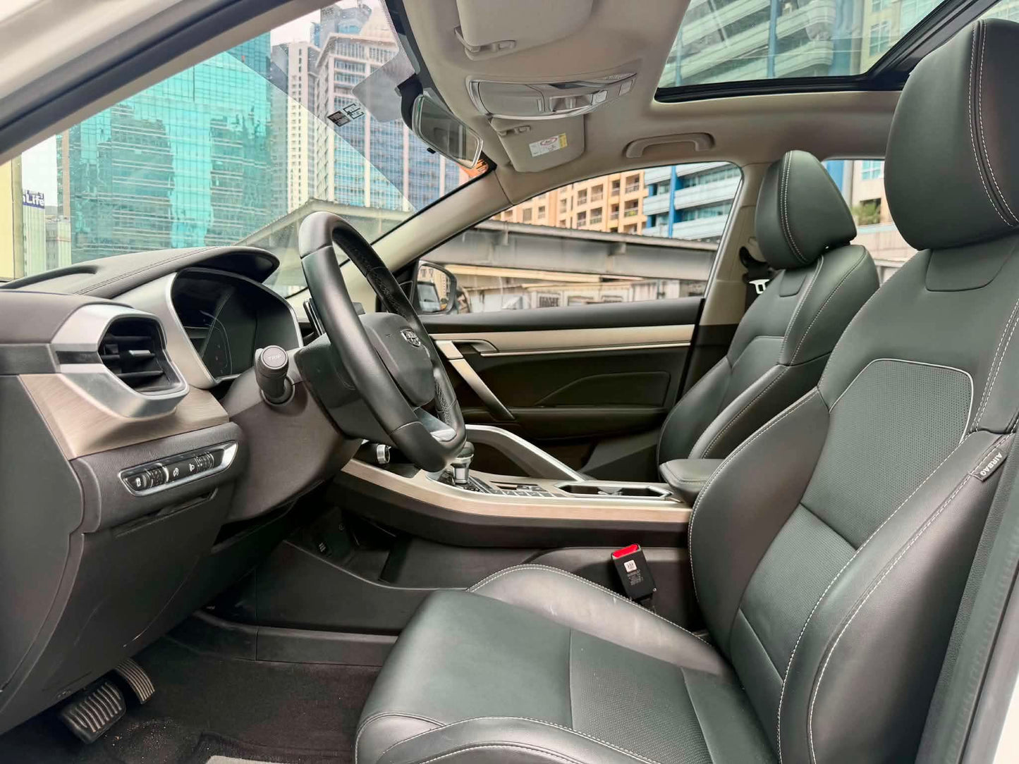 2022 Geely Coolray Premium SE 1.5, Automatic, Gas