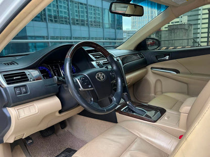 2017 Toyota Camry 2.5 V, Automatic, Gas