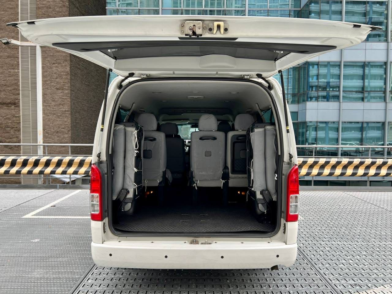 2018 Toyota Super Grandia 3.0, Automatic, Diesel