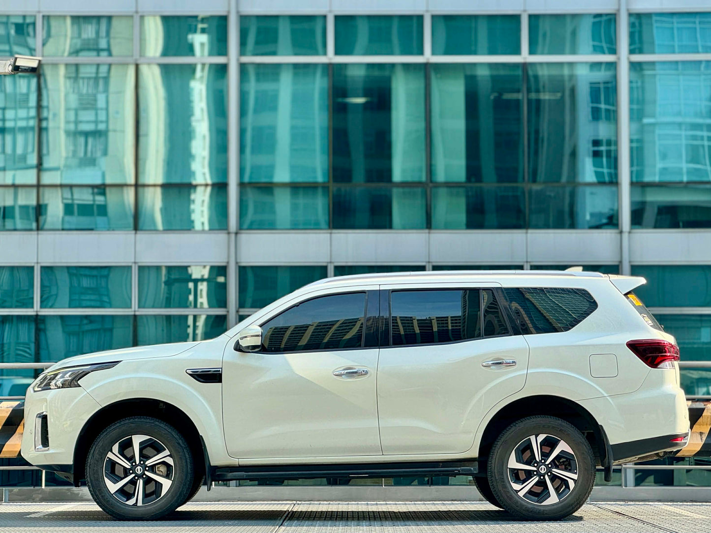 2022 Nissan Terra VL 4x4 2.5, Automatic, Diesel