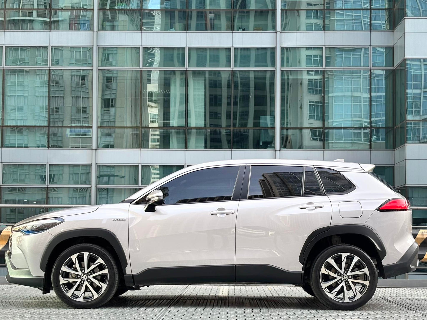 2021 Toyota Corolla Cross 1.8 V Hybrid,
Automatic, Gas