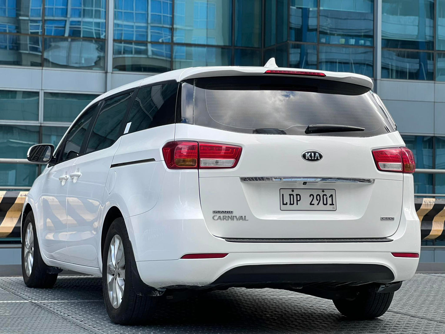 2016 Kia Carnival 2.2, Automatic, Diesel