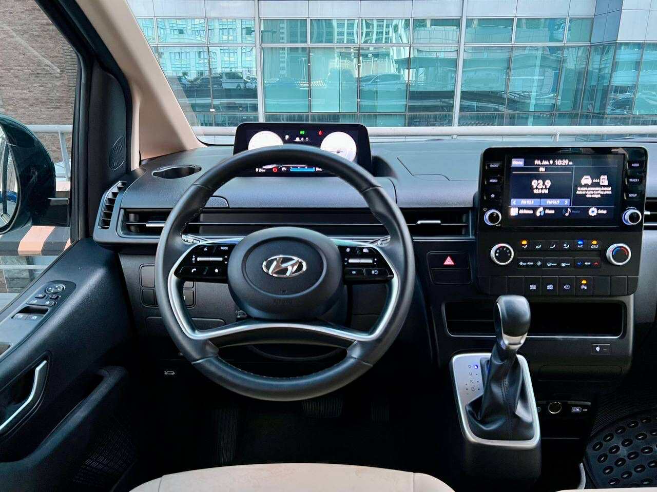 2023 Hyundai Staria 2.2 GLS, Automatic, Diesel