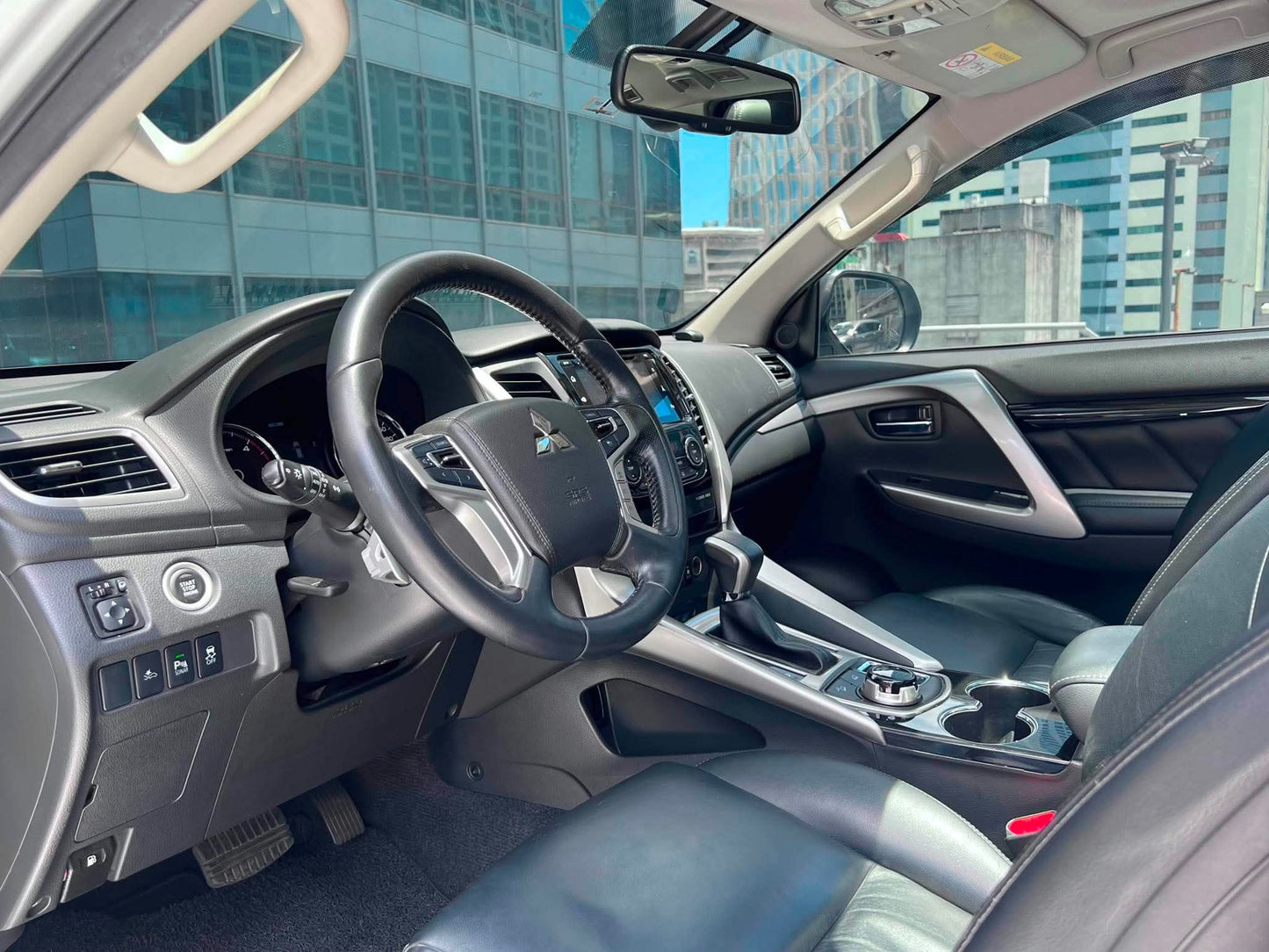 2017 Mitsubishi Montero GT 4x4, Automatic, Diesel