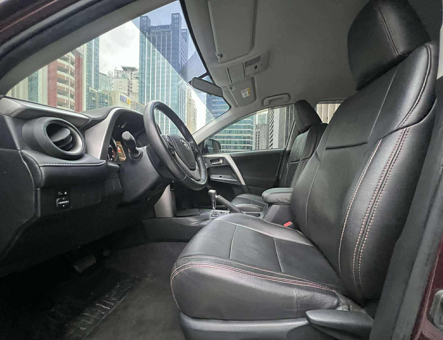 2017 Toyota Rav4 Active 4x2, Automatic, Gas