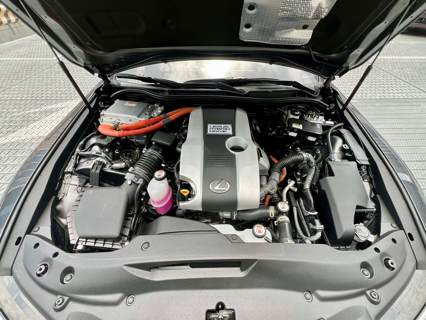 2023 Lexus IS300H Hybrid 2.0, Automatic, Gas