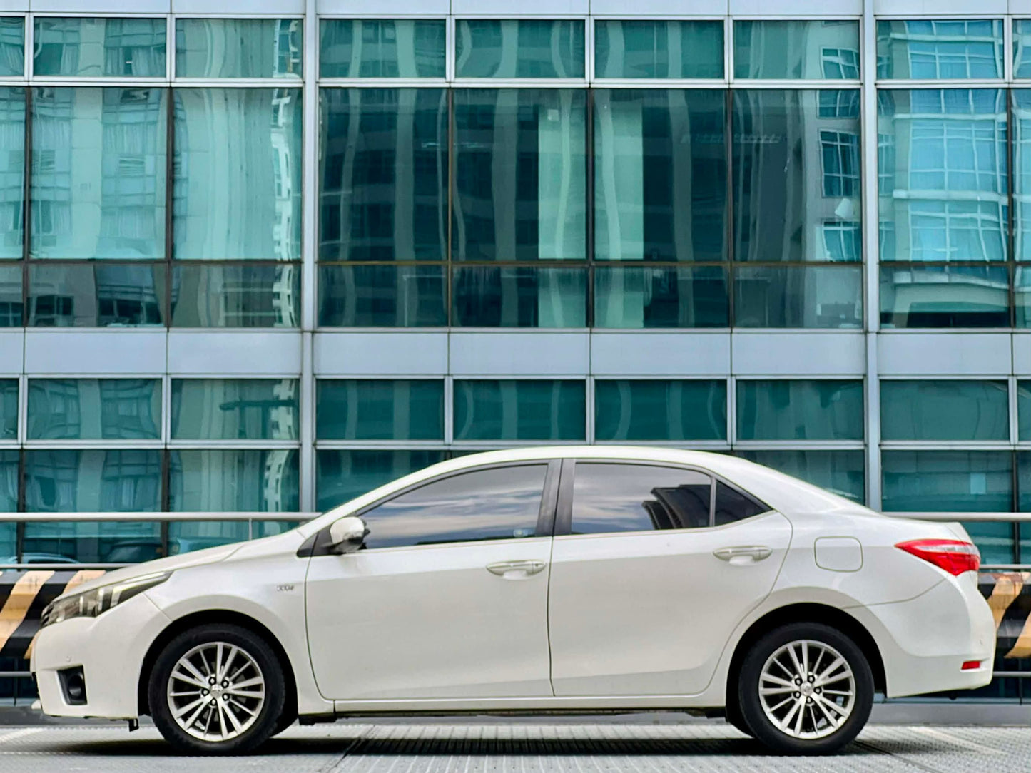 2014 Toyota Altis V 1.6,  Automatic, Gas