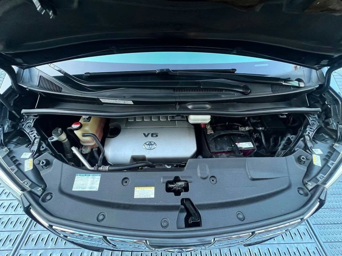 2017 Toyota Alphard 3.5 V6, Automatic, Gas