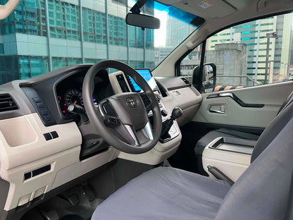 2019 Toyota HiAce 2.8 GL Grandia 2-Tone, Manual, Diesel