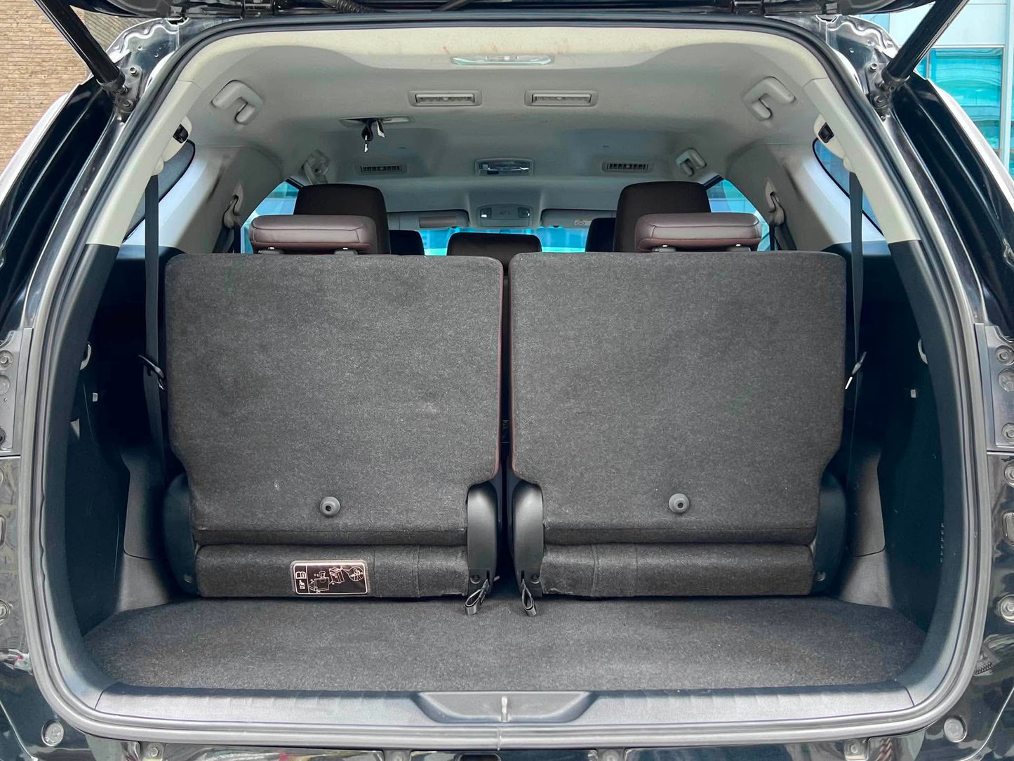 2020 Toyota Fortuner 2.4 V 4x2, Automatic, Diesel
