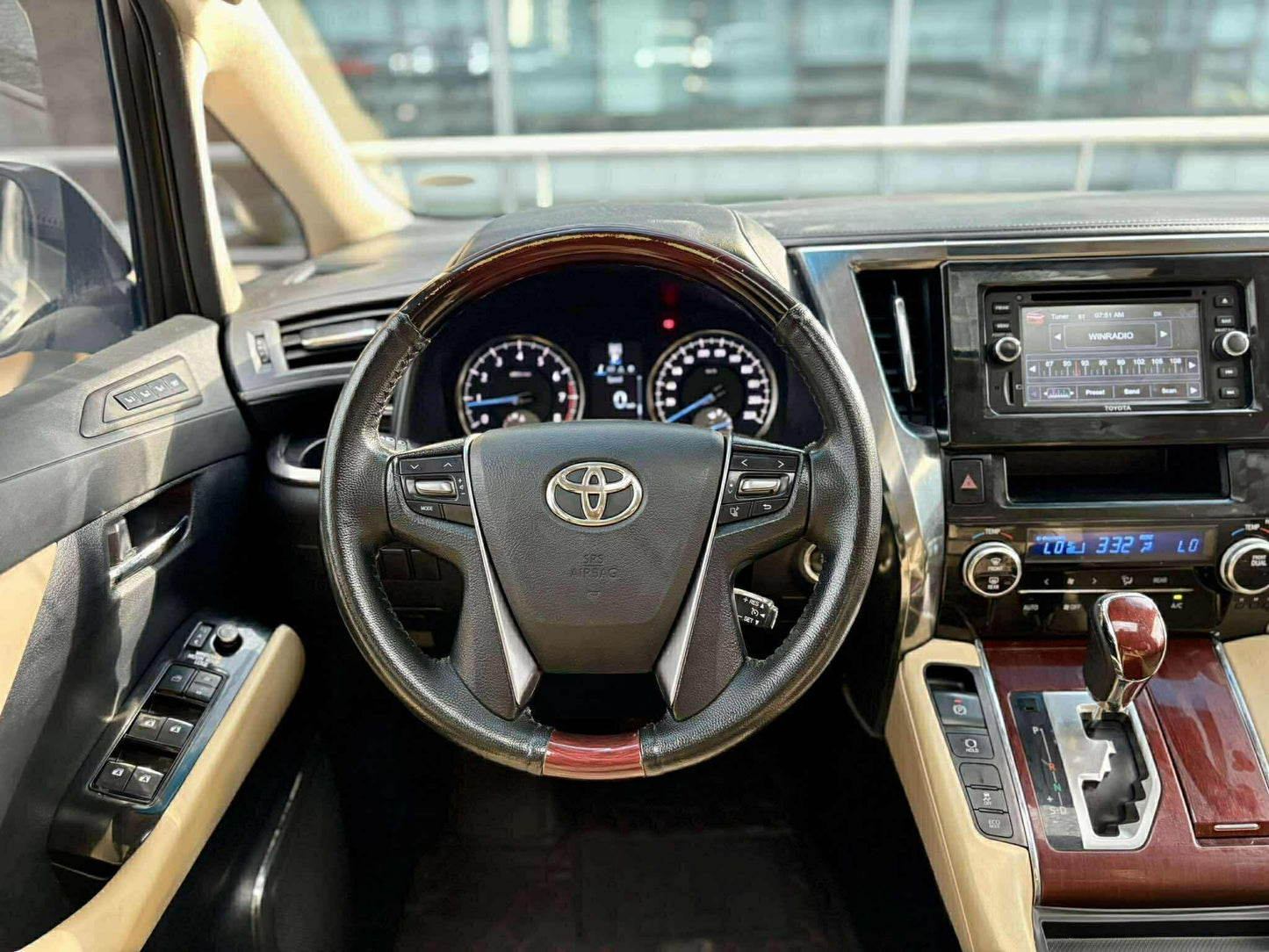 2016 Toyota Alphard 3.5, Automatic, Gas